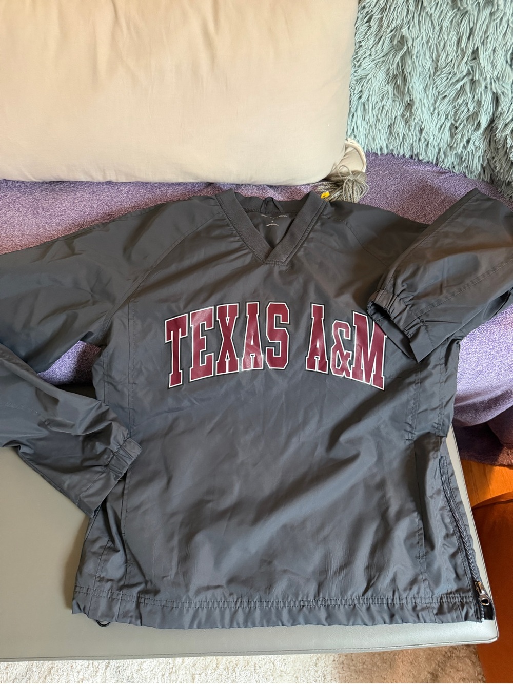 Texas A&M Windbreaker Gray ( lined) Small ( Vintage) Pockets